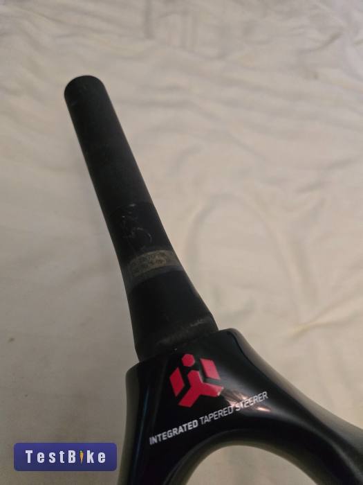 Superstar Components 29"/27.5" carbon tapered villa