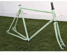 Surly straggler magasaknak