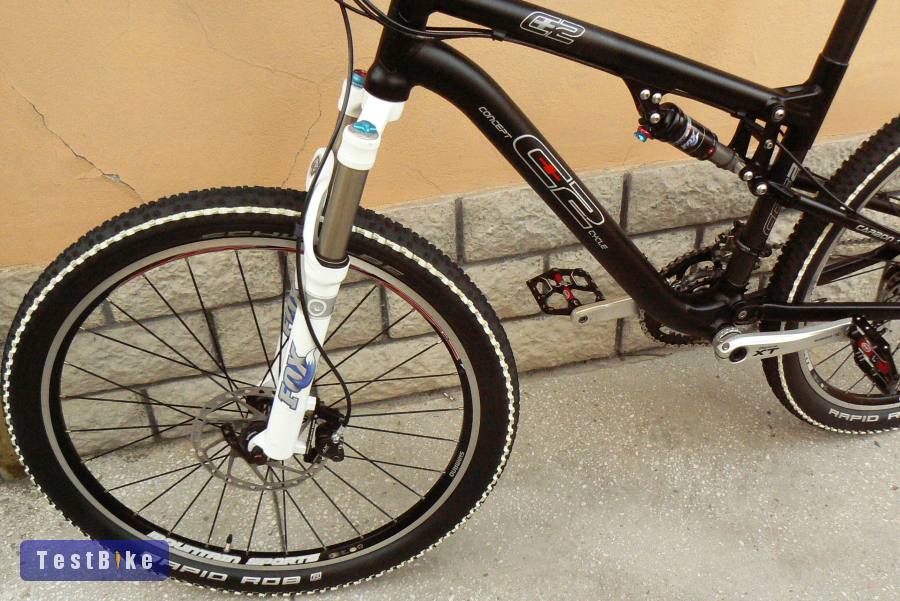 Svájci alu-karbon fully mountain bike kerékpár