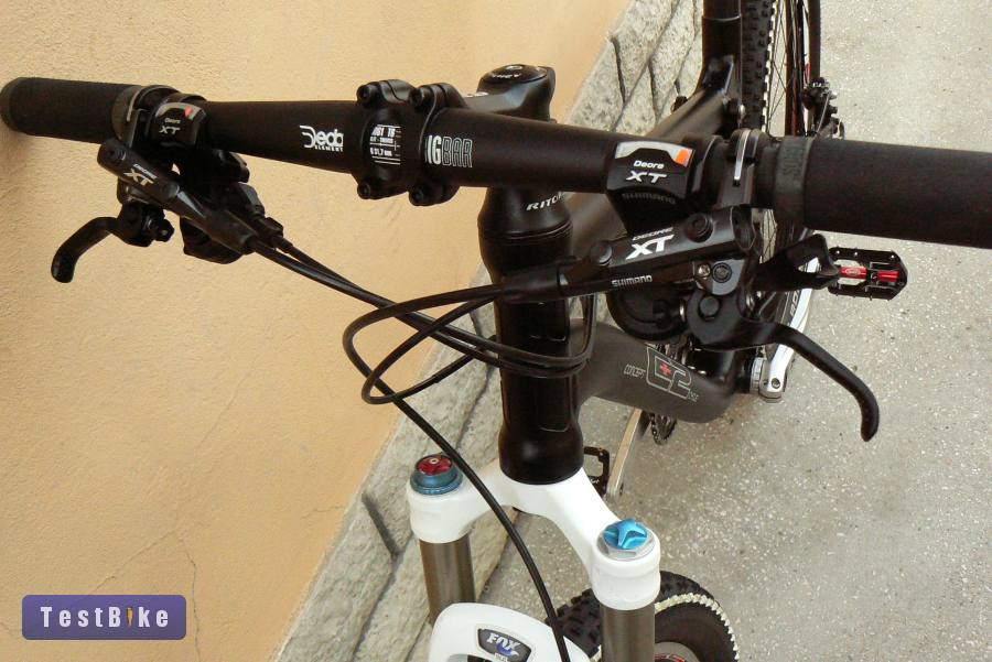 Svájci alu-karbon fully mountain bike kerékpár