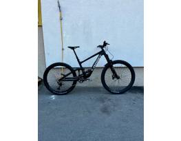 Sworks Enduro kerékpár új alkatrészekkel