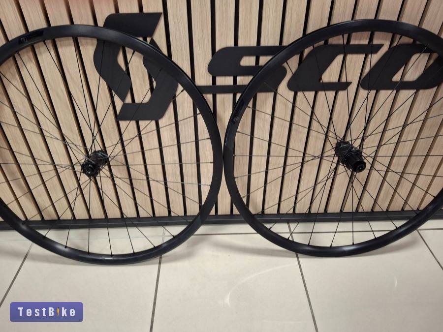 Syncros Capital 2.0 Disc komplett kérékszett új!