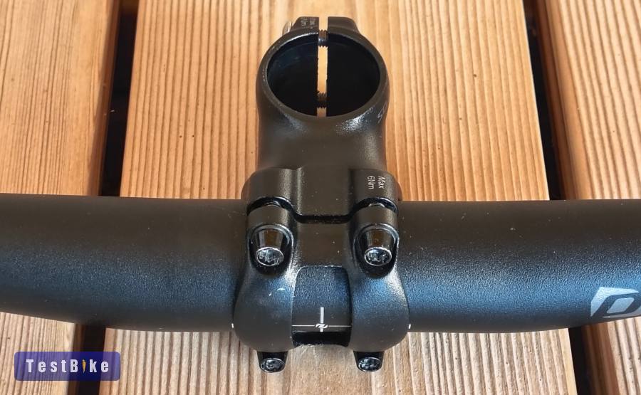 Syncros MTB kormány 720mm és kormányszár 50mm
