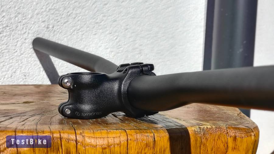 Syncros MTB kormány 720mm és kormányszár 50mm