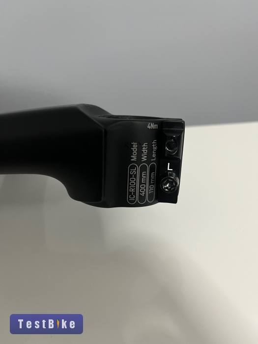 Syncross ic R100 sl super light integrált kormány