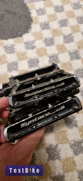 Syntace NumberNine Titán tengelyes taposópedál M-es /290g/