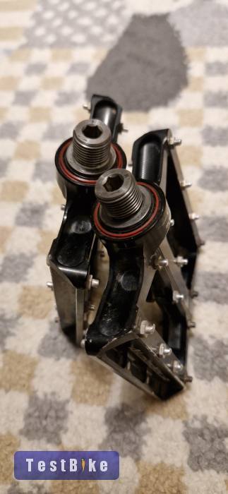 Syntace NumberNine Titán tengelyes taposópedál M-es /290g/