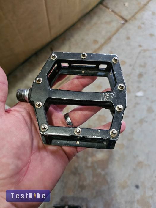 Szegecselt, platform alu pedál eladó