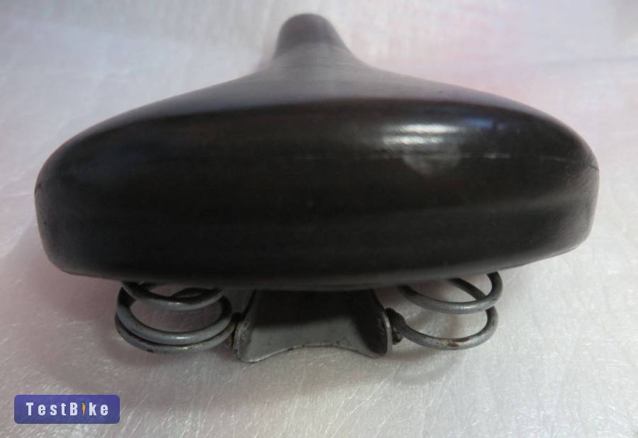 Széles kerékpárnyereg - hibás