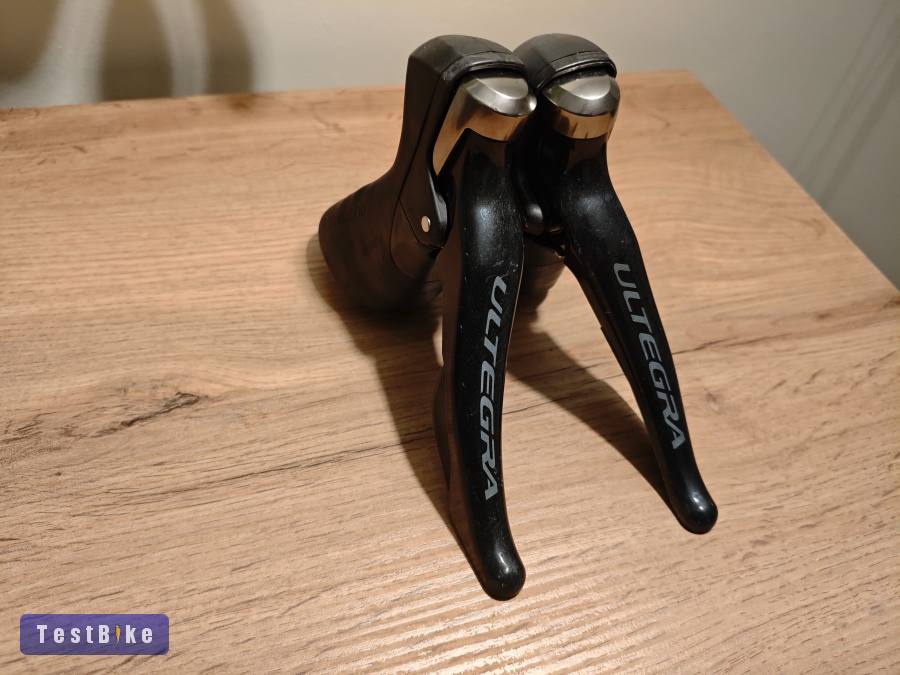 Szép állapotú Ultegra ST-6800 fékváltó karok 2×11