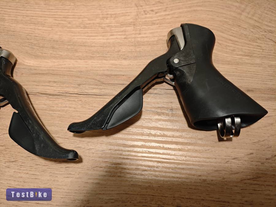 Szép állapotú Ultegra ST-6800 fékváltó karok 2×11