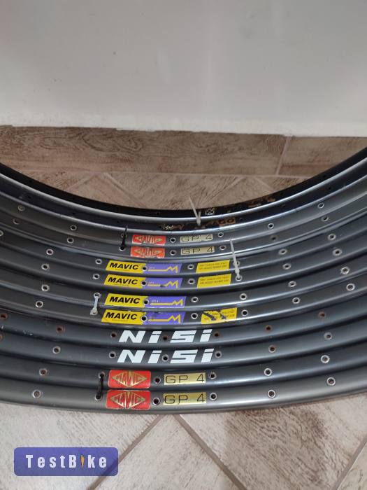 Szingós 622 országúti/pálya felnik