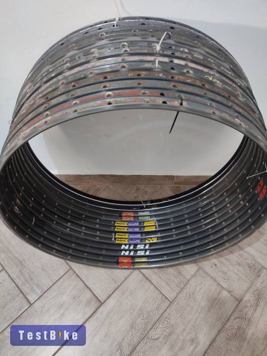 Szingós 622 országúti/pálya felnik