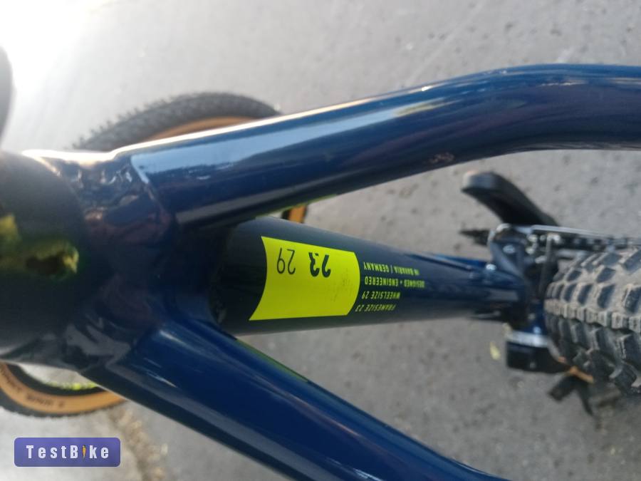 Szinte új  29 Cube Aim.sl hpa 23" méretű