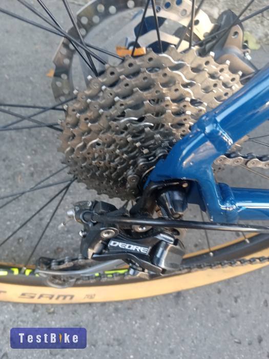 Szinte új  29 Cube Aim.sl hpa 23" méretű