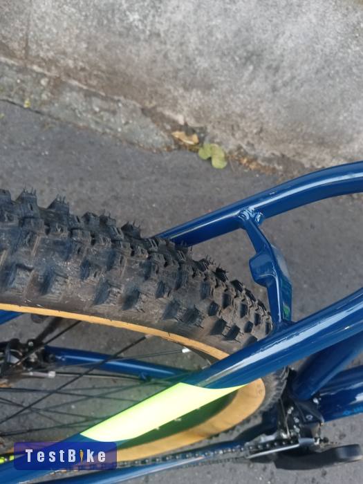 Szinte új  29 Cube Aim.sl hpa 23" méretű