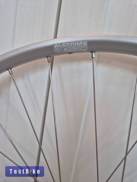 Tárcsafékes 28" első kerék