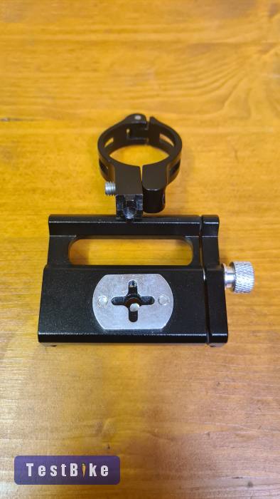 Telefontartó kormányra