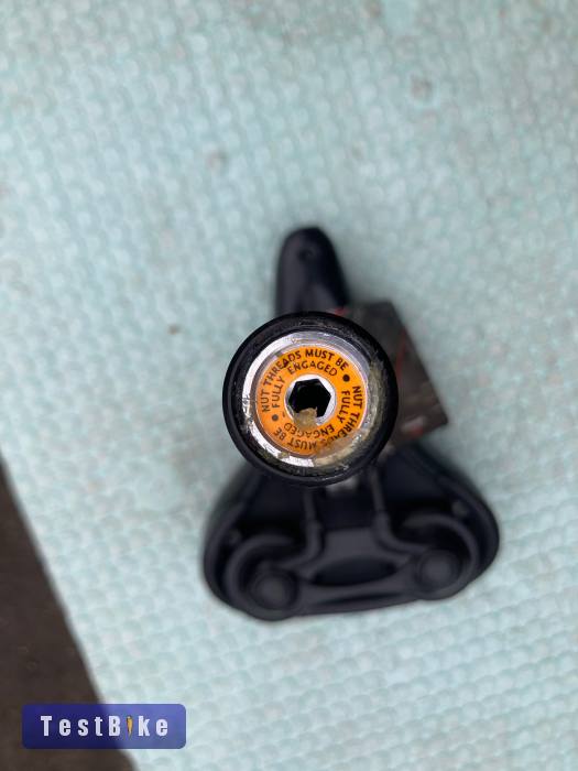 Teleszkópos ülés/nyereg