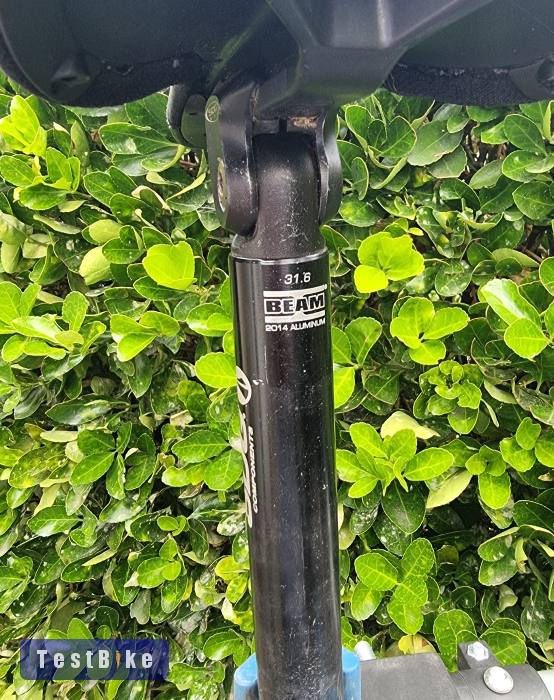 Thomson Elite és Specialized carbon és SDG nyeregcső