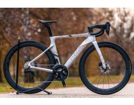Tifosi Auriga 105 Di2 (S/M) karbon aero országúti kerékpár