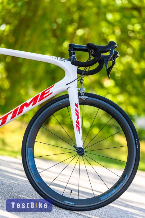 Time Scylon (56) full karbon országúti kerékpár