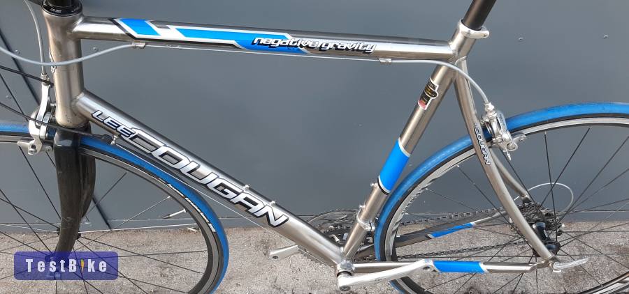Titanium Lee Cougan országúti versenykerékpár-ultegra