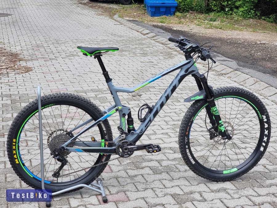 TOP Scott Spark 710 FOX 34 Elite 130 mm 27,5+ v. 29 kerékkel