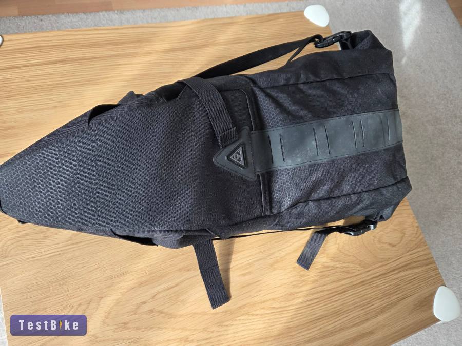 Topeak Backloader 15L fekete nyeregtáska