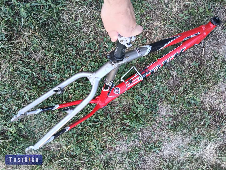 Trek 8500 mtb váz 26"