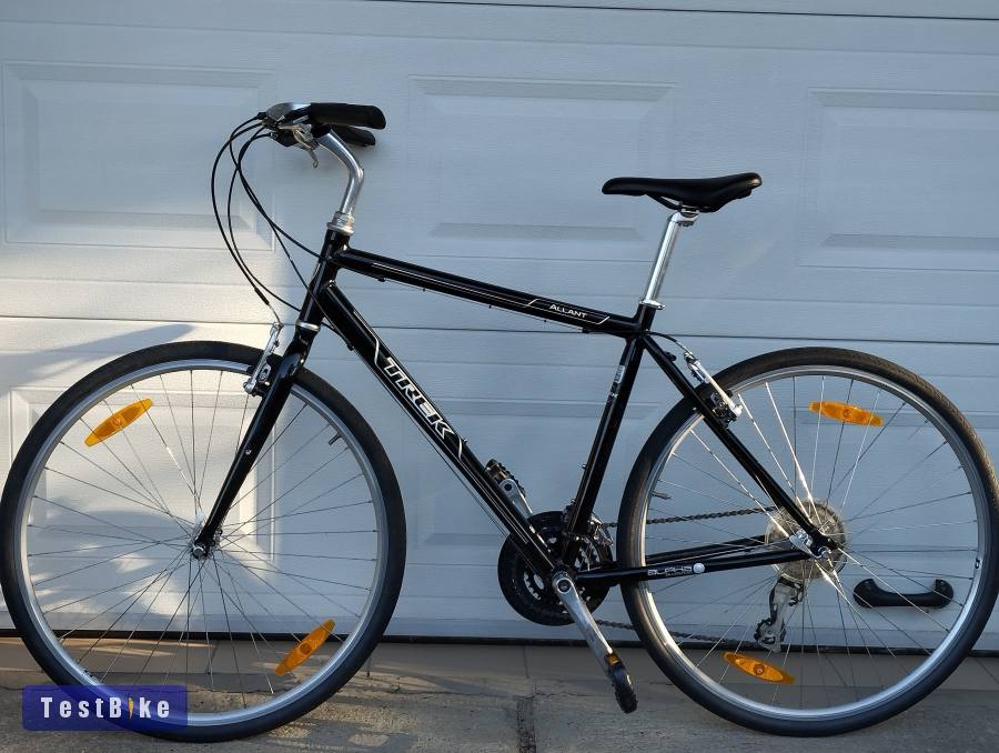 Trek AphaTrekking Bike jó állapot. Könnyű, gyors, kényelmes.