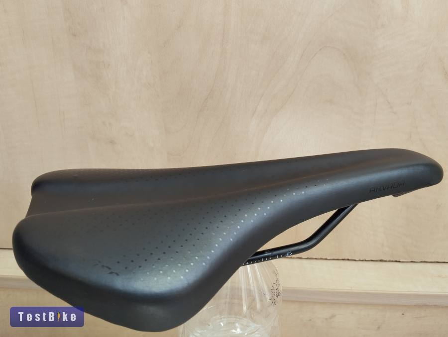 Trek Bontrager Arvada sportos nyereg újszerű állapotban