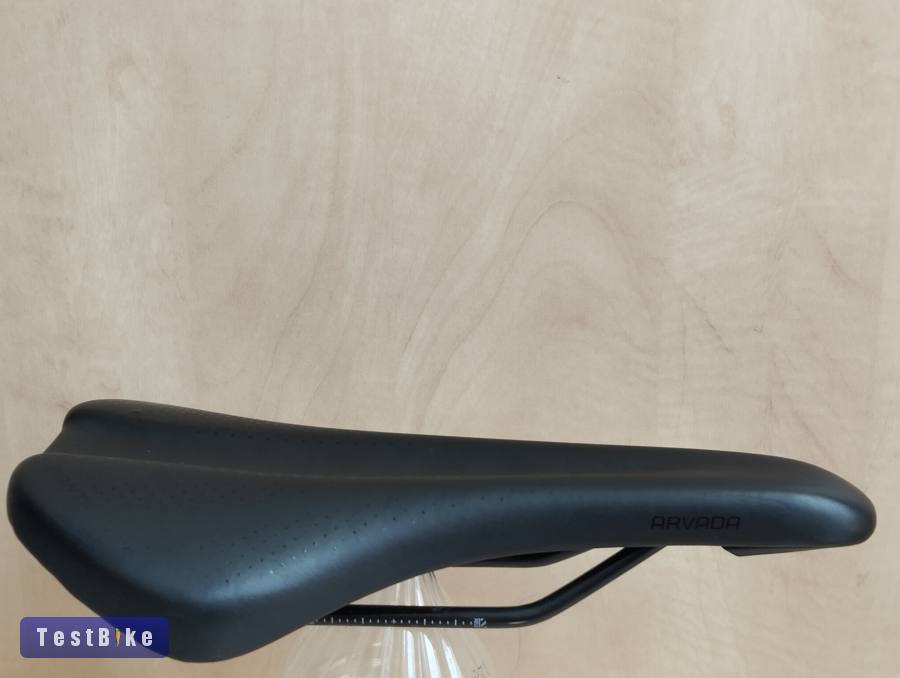 Trek Bontrager Arvada sportos nyereg újszerű állapotban