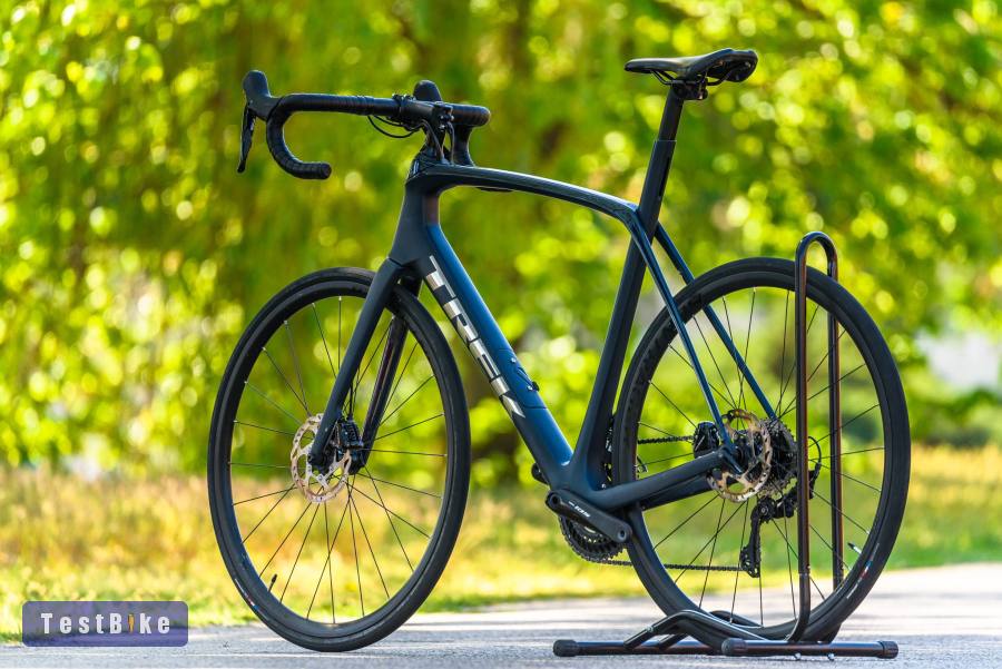 Trek Domane SL5 (56) karbon országúti kerékpár