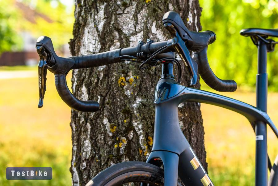 Trek Domane SL5 (56) karbon országúti kerékpár