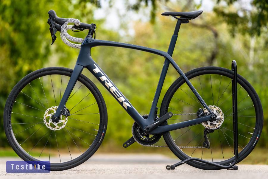 Trek Domane SL5 (58) full karbon országúti kerékpár