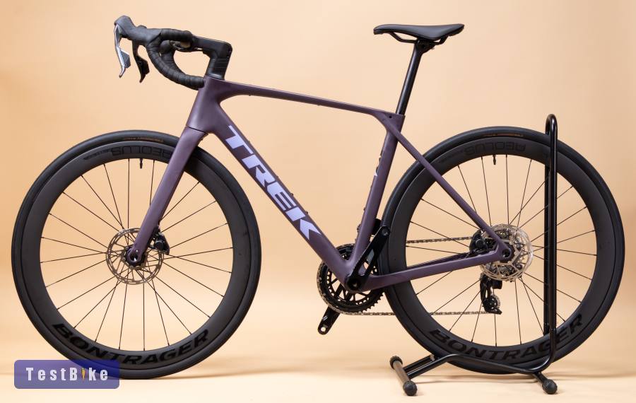 Trek Domane SL6 AXS Gen 5 2027 (M) karbon országúti kerékpár