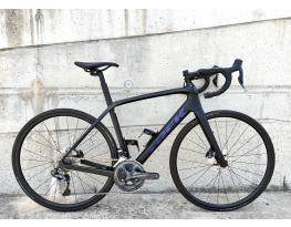 Trek Domane SL7 Disc Di2 Ultegra elektromos váltással