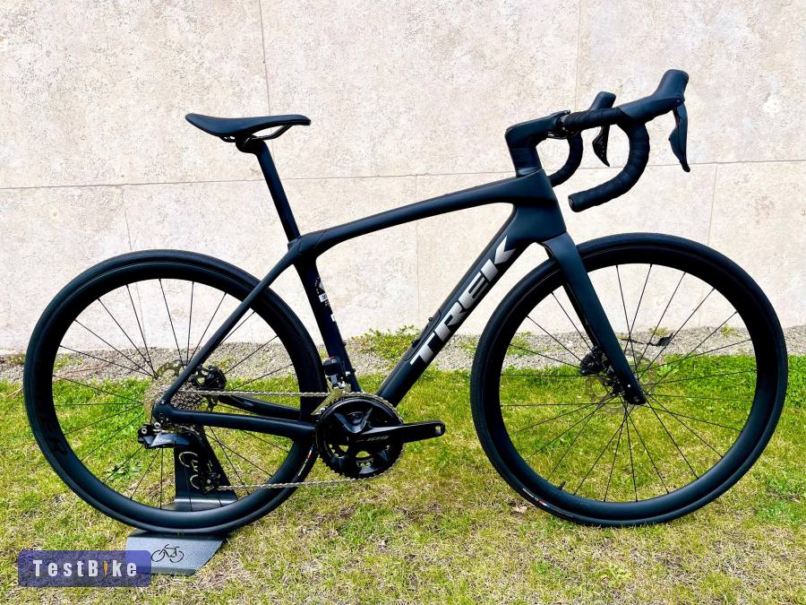 Trek Domane SLR 6 (2024)Új állapot, karbon kerék