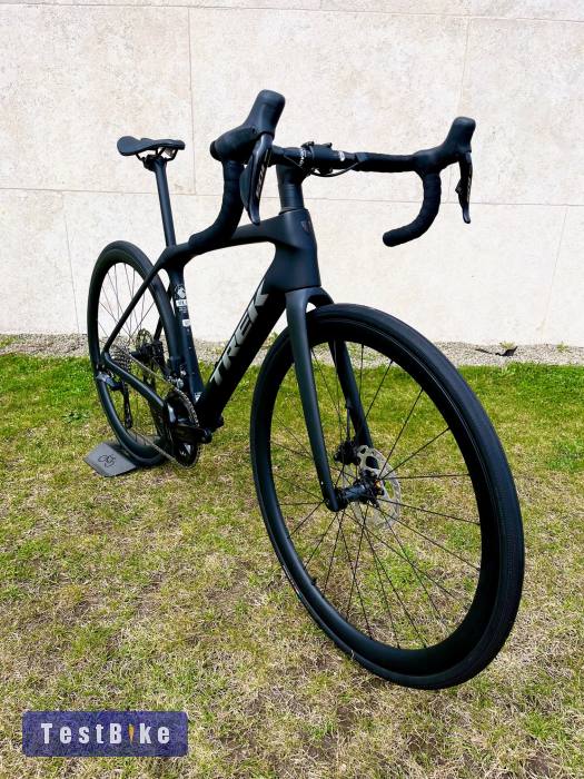 Trek Domane SLR 6 (2024)Új állapot, karbon kerék