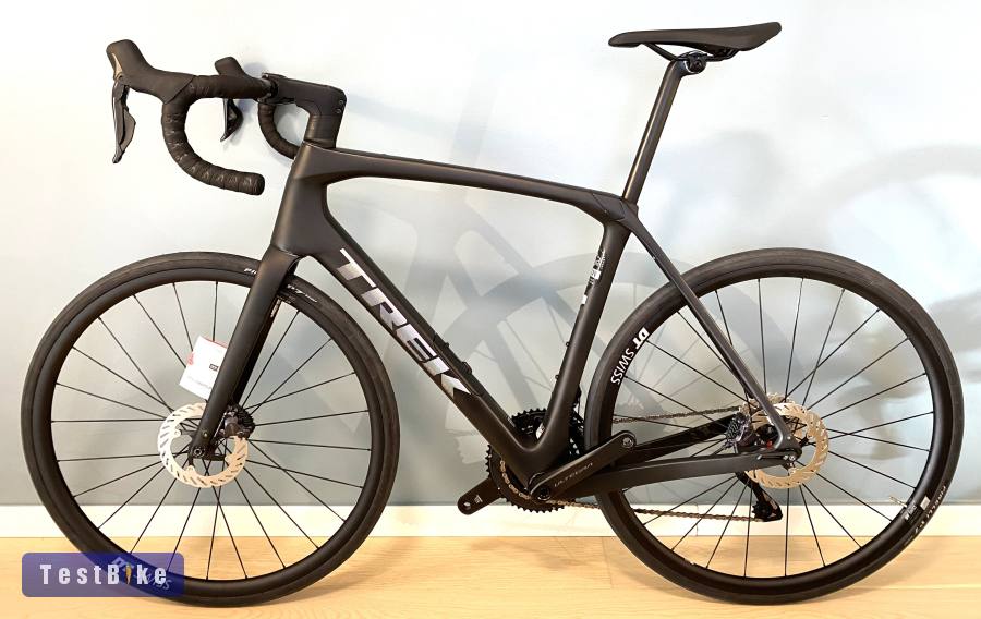 Trek Domane SLR Ultegra-12 Di2 58 méret