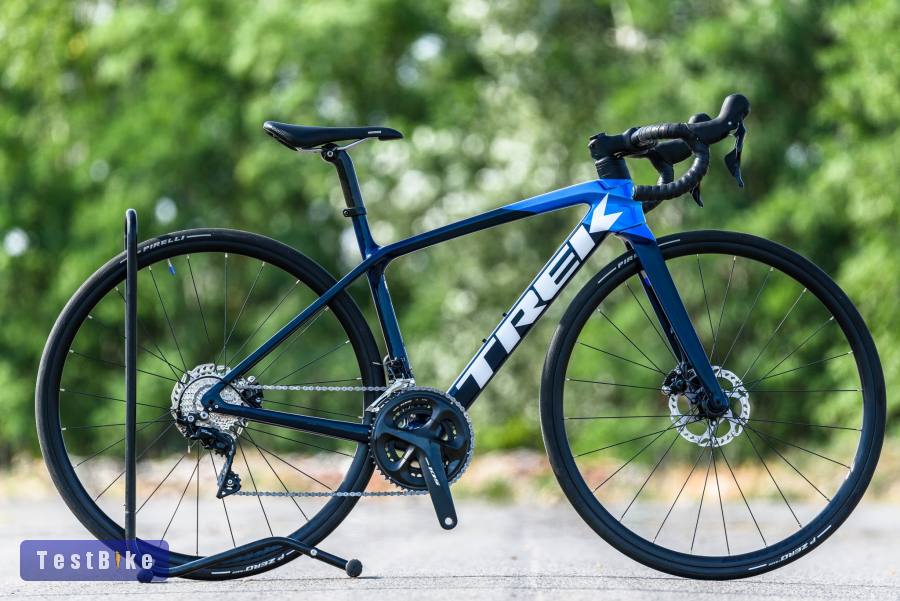 Trek Emonda SL5 (47) full karbon országúti kerékpár