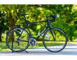 Trek Emonda SL8 (62) karbon országúti kerékpár