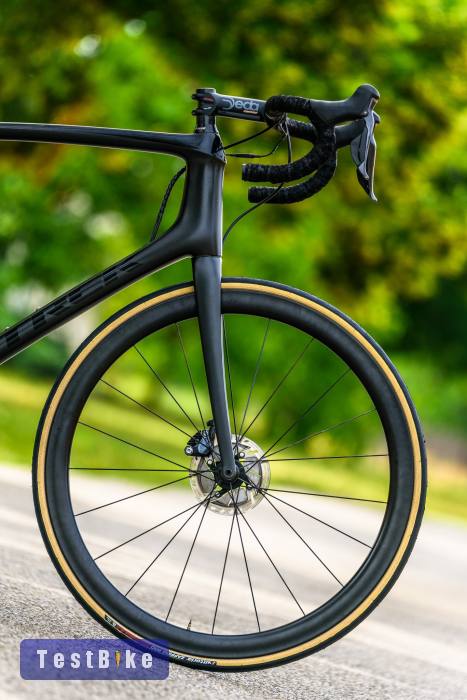Trek Emonda SLR (60) Ultegra Di2 full karbon országúti 