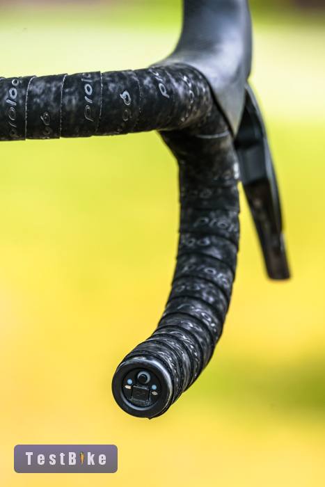Trek Emonda SLR (60) Ultegra Di2 full karbon országúti 