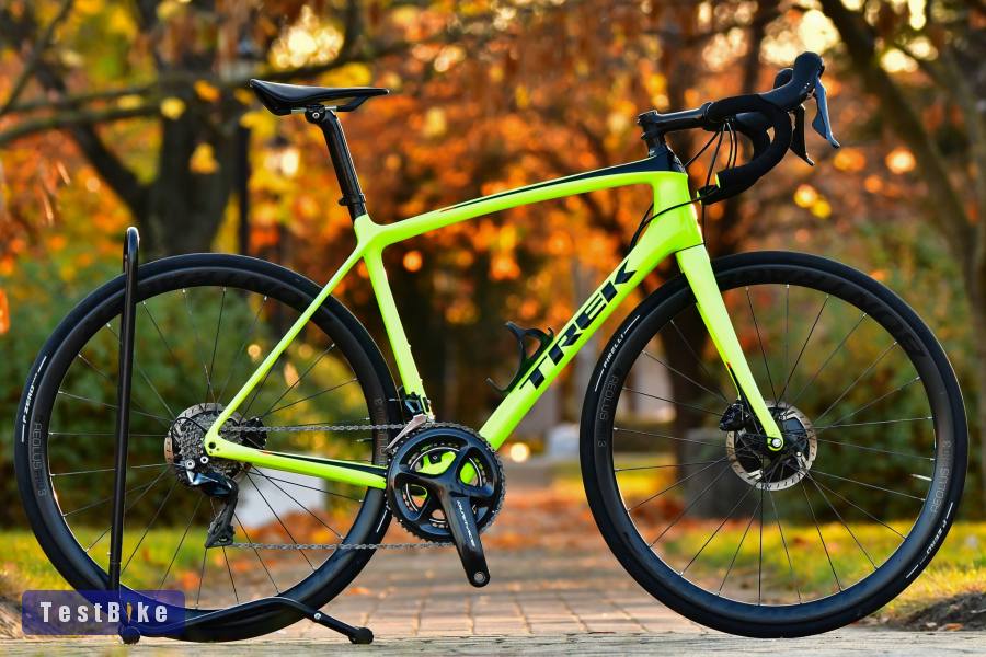 Trek Emonda SLR P1 Disc (56) full karbon országúti kerékpár