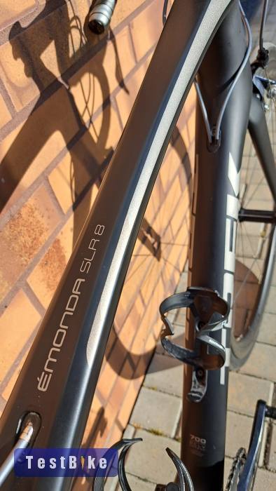 Trek Emonda SLR8 700 OCLV karbon 