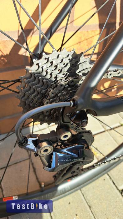 Trek Emonda SLR8 700 OCLV karbon 