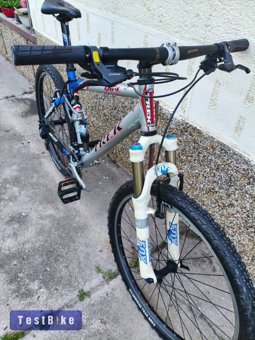 Trek Fuel 100 17,5” 26-os MTB 