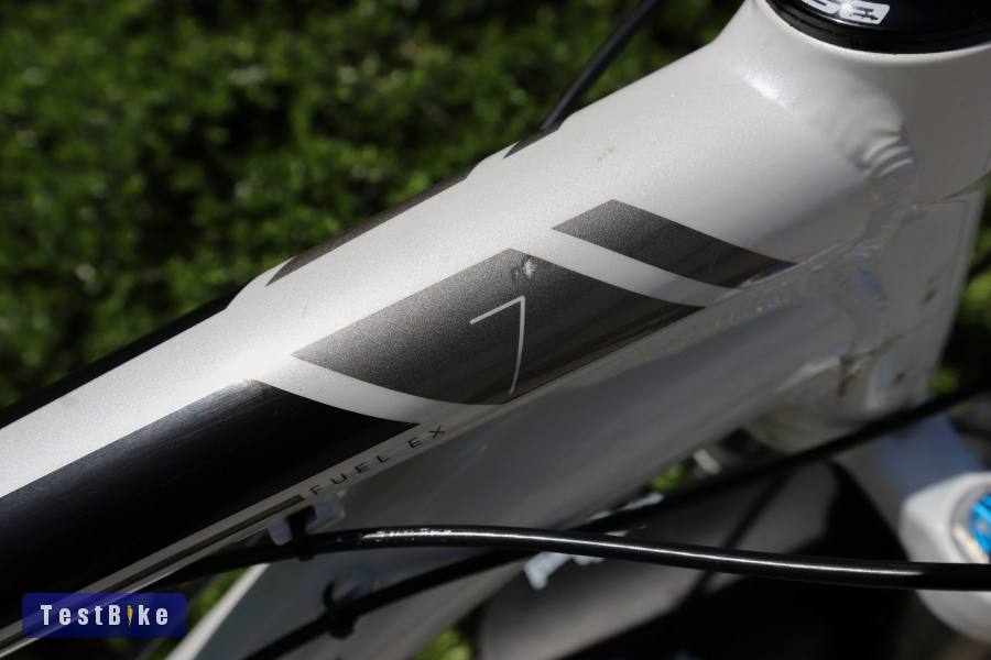 Trek Fuel EX összteleszkópos kerékpár